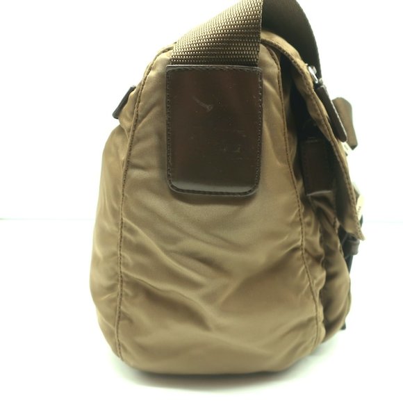 PRADA NYLON VELA MESSENGER BAG ARMY GREEN - Picture 4 of 11